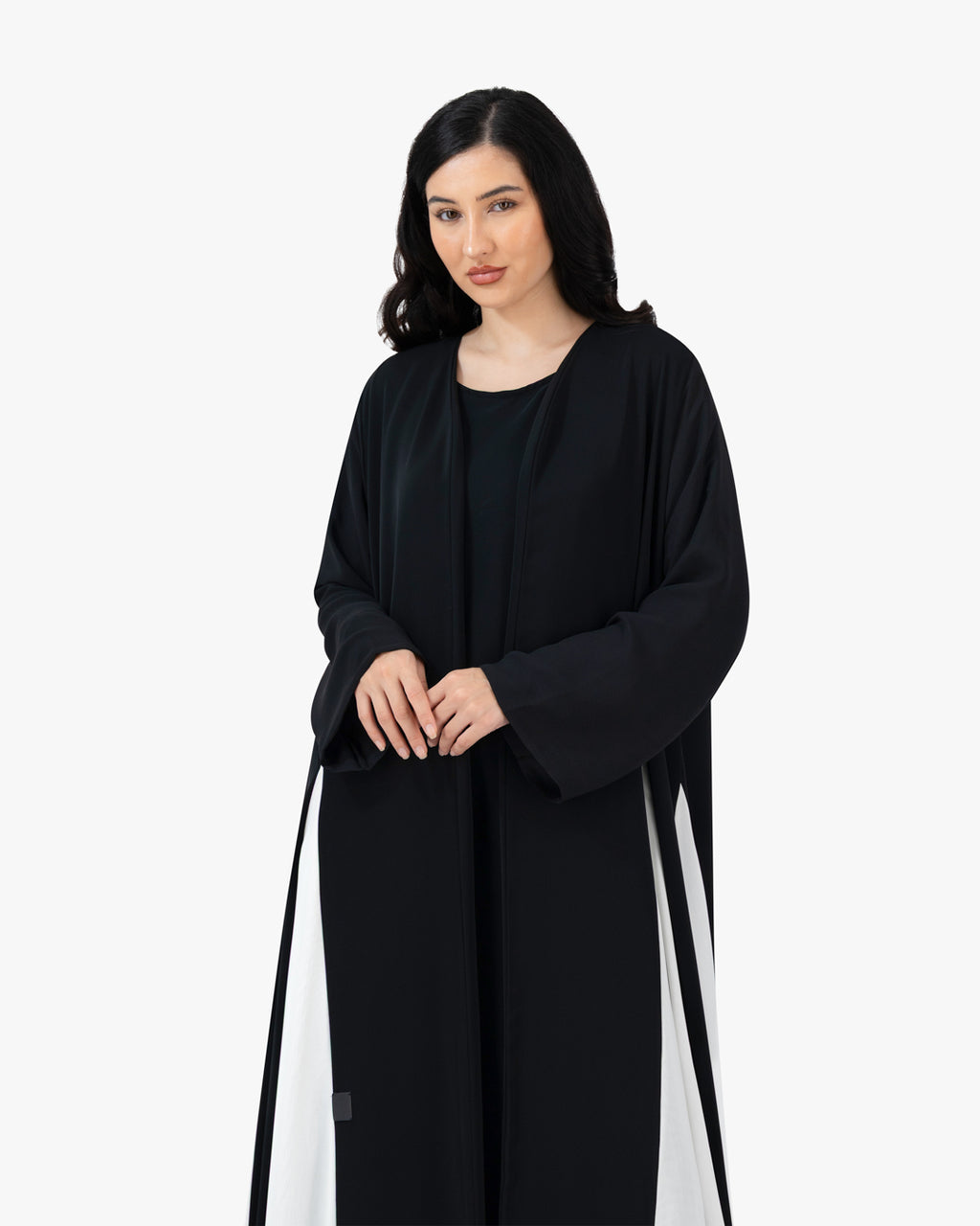 NOIRÉ Abaya